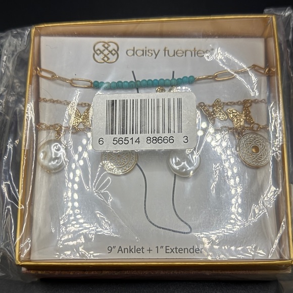 🚨3 for $16🚨 DAISY FUENTES - Boxed Set of Anklets - Picture 4 of 4